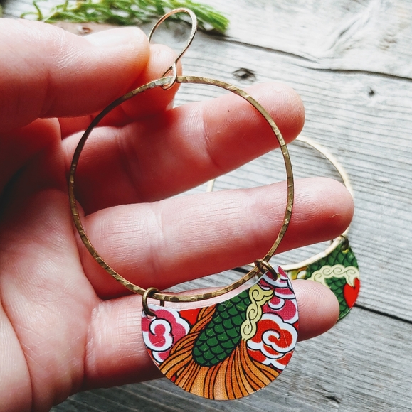 🍀SOLD🍀 Lucky Clouds & Dragon Tales 🐲 - Picture 4 of 7